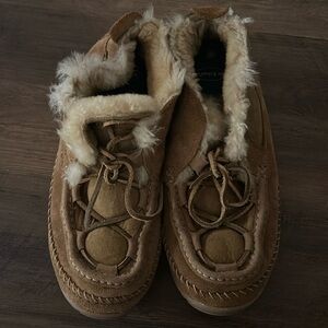 LL bean mend shearling slippers